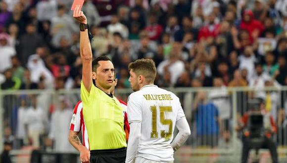Federico Valverde fue expulsado a falta de 5 minutos para el final de la prórroga de la Supercopa. (Foto: AFP)