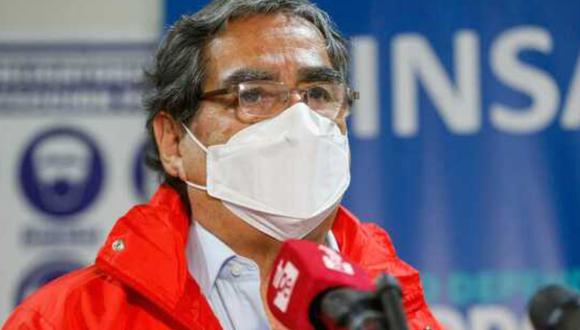 El ministro de Salud, Óscar Ugarte, comentó que para marzo se tendrían tres millones de dosis más de vacunas contra el coronavirus para continuar con el proceso de vacunación. Foto: Andina