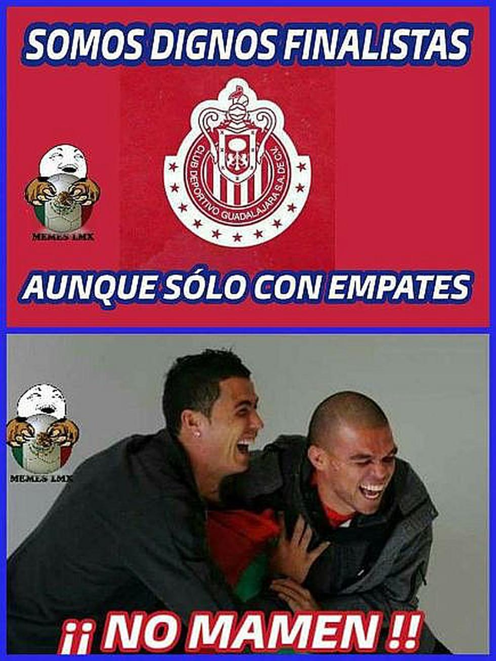 Luis Advíncula: Los mejores memes de la final Chivas vs. Tigres [GALERÍA]