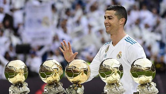 Cristiano Ronaldo presentó sus 5 Balones de Oro en el Bernabéu
