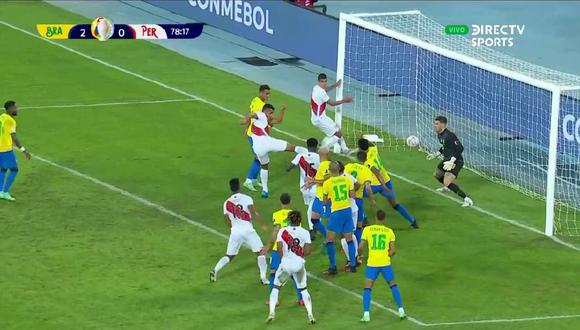 Alex Valera se falló el gol del descuento en el Perú vs Brasil. (Captura DirecTV Sports)