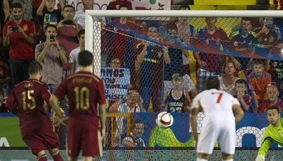 España vs Macedonia: La gran definición de Sergio Ramos en un penal [VIDEO]