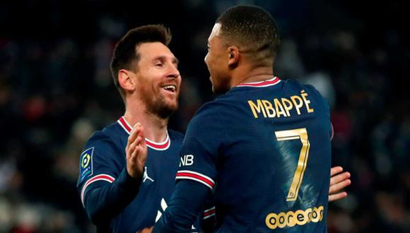 Lionel Messi y Kylian Mbappé comparten vestuario desde la tempora 2021-22 en el PSG | Foto: AFP