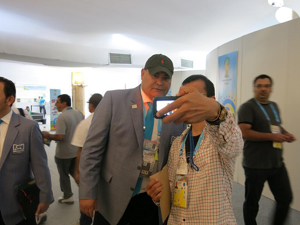 Copa Mundial 2014: Chilavert causa revuelo en el Mineirao [FOTOS]