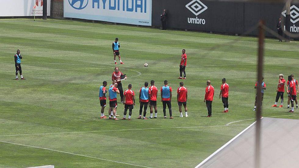 Perú hizo última práctica previo al duelo con Nueva Zelanda [GALERÍA]