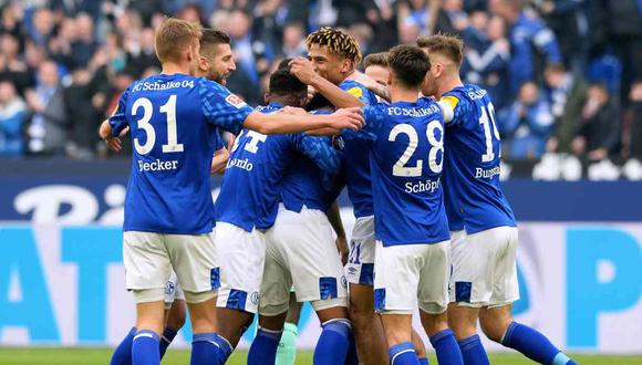 La iniciativa de los jugadores del Schalke 04 frente a la crisis provocada por el coronavirus. (Foto: AFP)