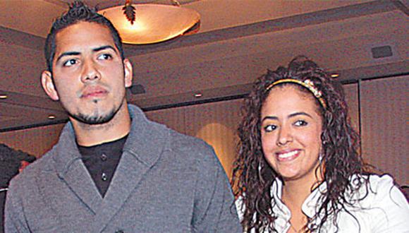 "Supermán" Fernández presentó a su novia. No es Karla Ortiz, es Aghata, la hija del ex árbitro Eduardo Lecca