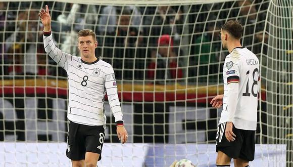 Toni Kroos medita su futuro en la selección alemana. (Foto: EFE)