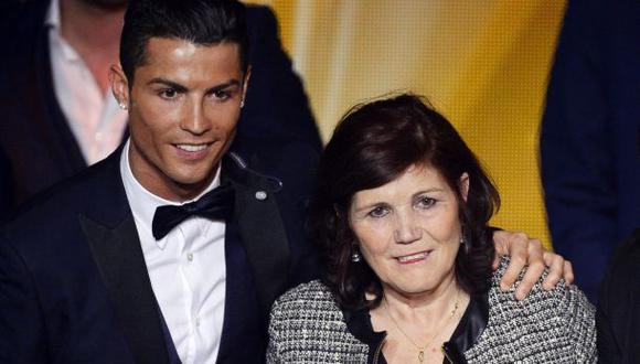 Dolores Aveiro junto Cristiano Ronaldo en una imagen de archivo. (Foto: Agencias)