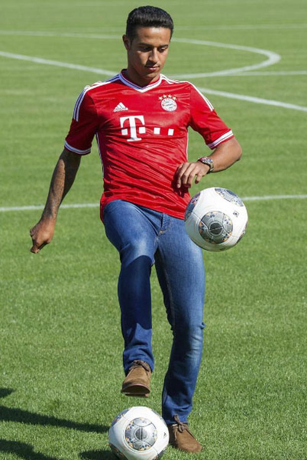 Revive la presentación de Thiago Alcántara en Bayern Munich [FOTOS]