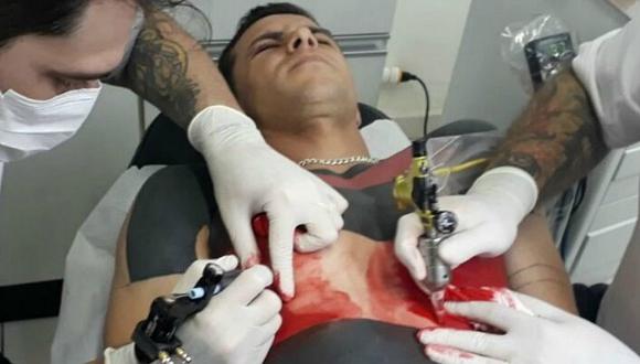 Flamengo: hincha se tatuó la camiseta del 'Mengao' [VIDEO] 