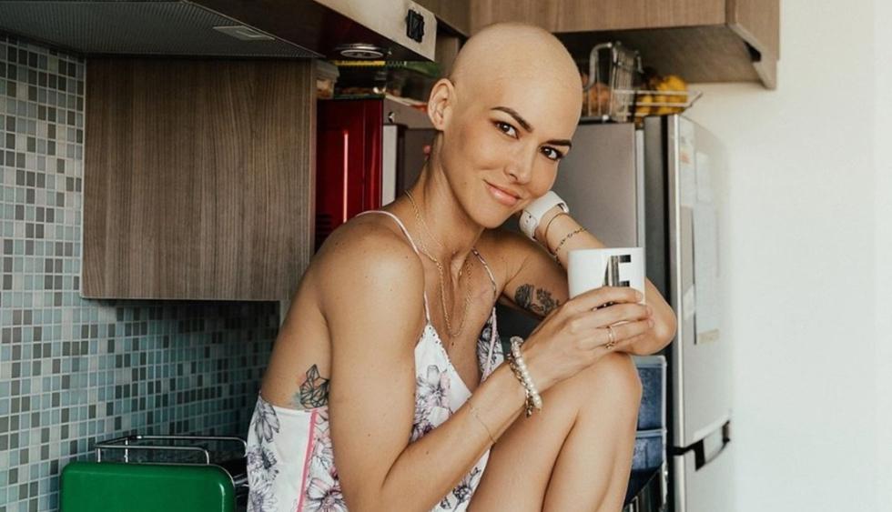 Anahí de Cárdenas responde a los cuestionamientos por su look  (Foto: Instagram)