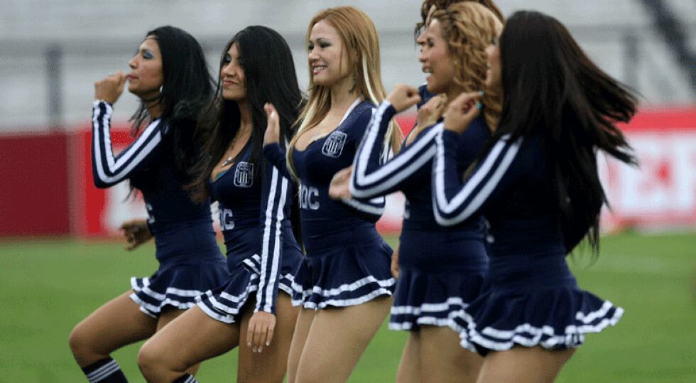 Fotos: Las porristas de Alianza Lima en acción