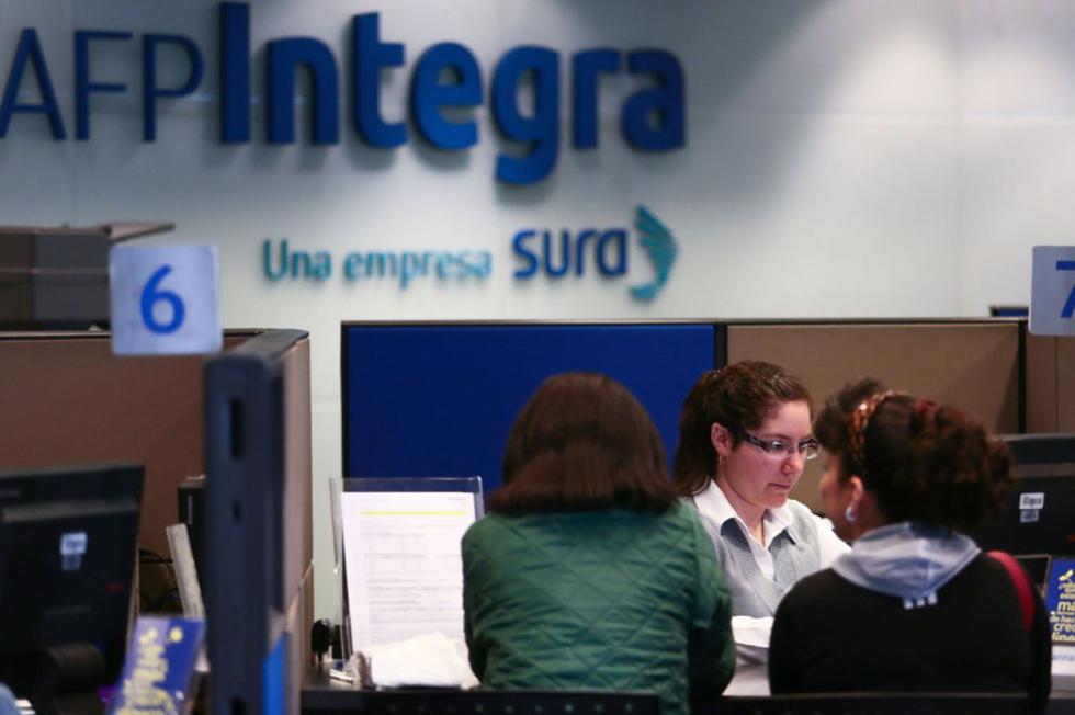 Ante la pandemia, el vocero de la bancada de Podemos Perú, Daniel Urresti, dijo que solicitará el retiro del 25 % del fondo acumulado de los aportes a las AFP y el 100 % del excedente de dos sueldos de la CTS (Foto: Andina)