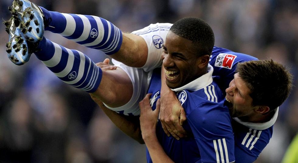 ¡El salvador! Farfán le da el triunfo al Schalke 04 ante el Nuremberg