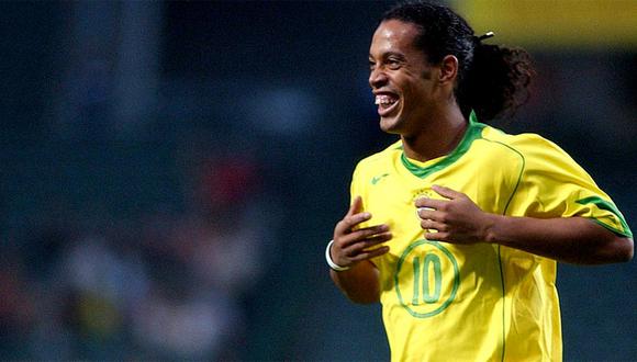 Todos vuelven: Ronaldinho volvería para su selección
