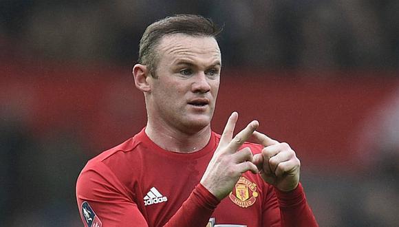 Rooney respalda a Mourinho y culpa a jugadores del Manchester United