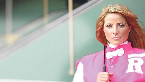 Canadiense Chantal Sutherland se destapa en ardiente sesión