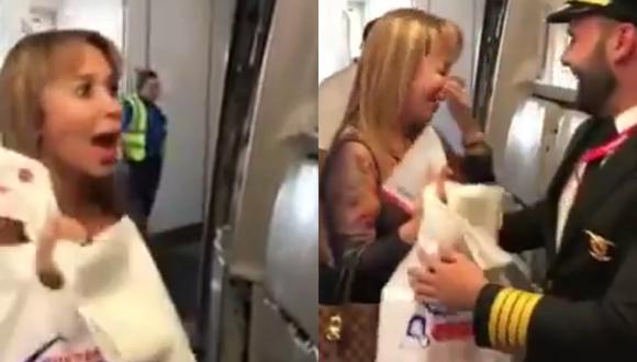 Una madre se llevó la sorpresa de su vida al descubrir que su hijo era el piloto del vuelo que acababa de abordar. | Crédito: Spanglish Videos / YouTube