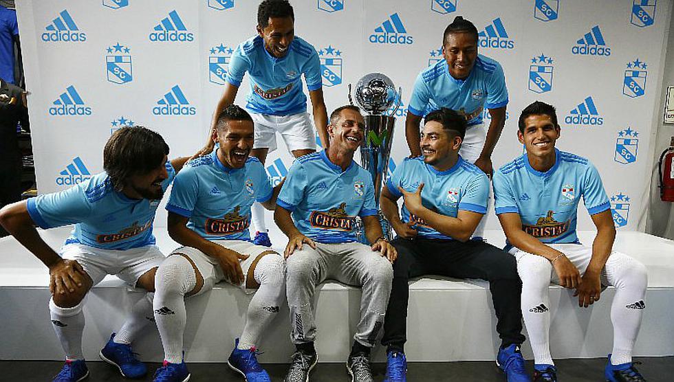 Así se vivió la presentación de la camiseta de Sporting Cristal [GALERÍA]