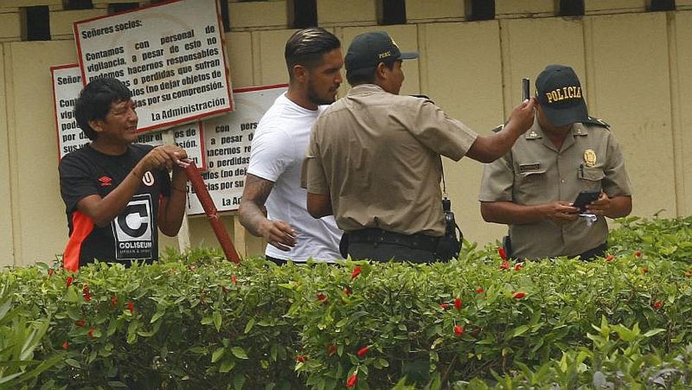 Juan Manuel Vargas: Policías no se aguantaron en pedirle un selfie