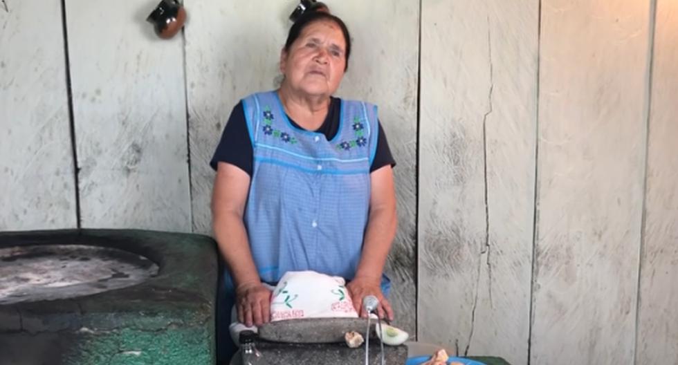 Doña Ángela es reconocida gracias a su canal de YouTube llamado 'De mi rancho a tu cocina", que cuenta con más de 2,7 millones de seguidores. (Captura de video/YouTube).