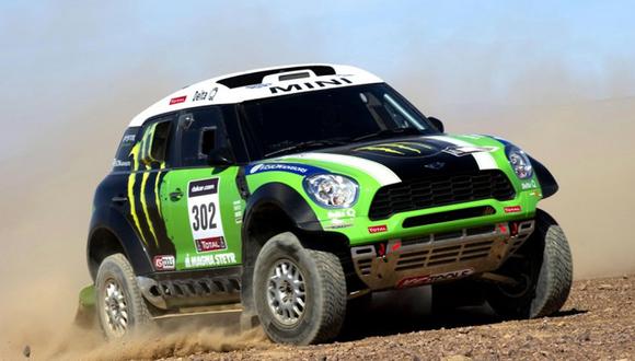 Calientan motores: Presentan al equipo 'Mini' para el Dakar 