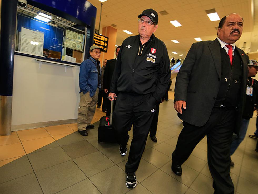 Selección peruana viajó a Seúl para amistoso contra Corea del Sur