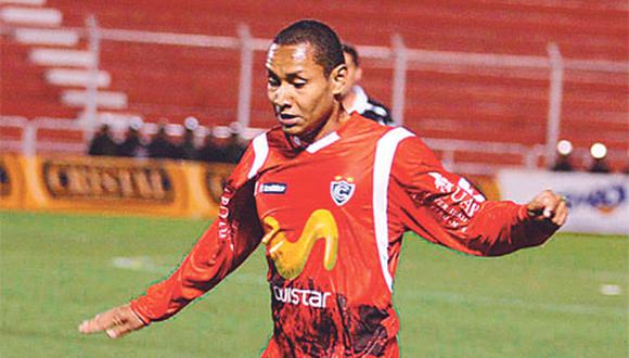 Cienciano volvió a ganar en el Cusco después de dos meses. Se impuso 1-0 a Alianza Atlético con gol de Chávez