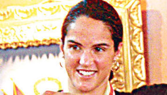 Técnico Artieda dice que chicas quieren emular a Malpartida para alegrar al Perú