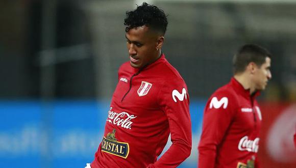 Renato Tapia ha jugado doce de los dieciséis partidos de Perú en Eliminatorias rumbo a Qatar. (Foto: AFP)