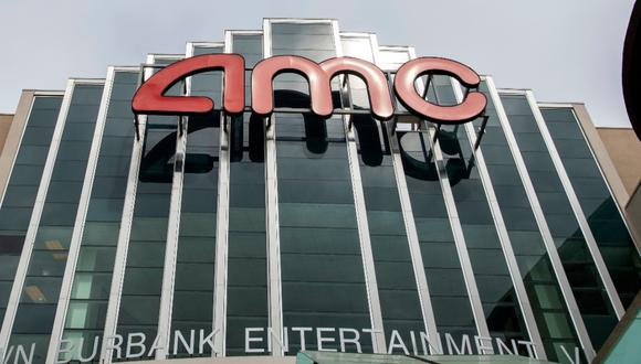 AMC anunció que ofrecerá sus salas en alquiler para proyecciones privadas a grupos reducidos de personas. (Foto: AFP)