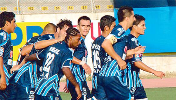 Vallejo goleó por 3-0 al Alianza Atlético. Los "poetas" ganan luego de tres empates consecutivos