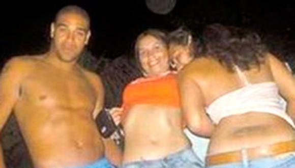 Insólito: Brasileño Adriano gastó 30 mil dólares en 18 prostitutas