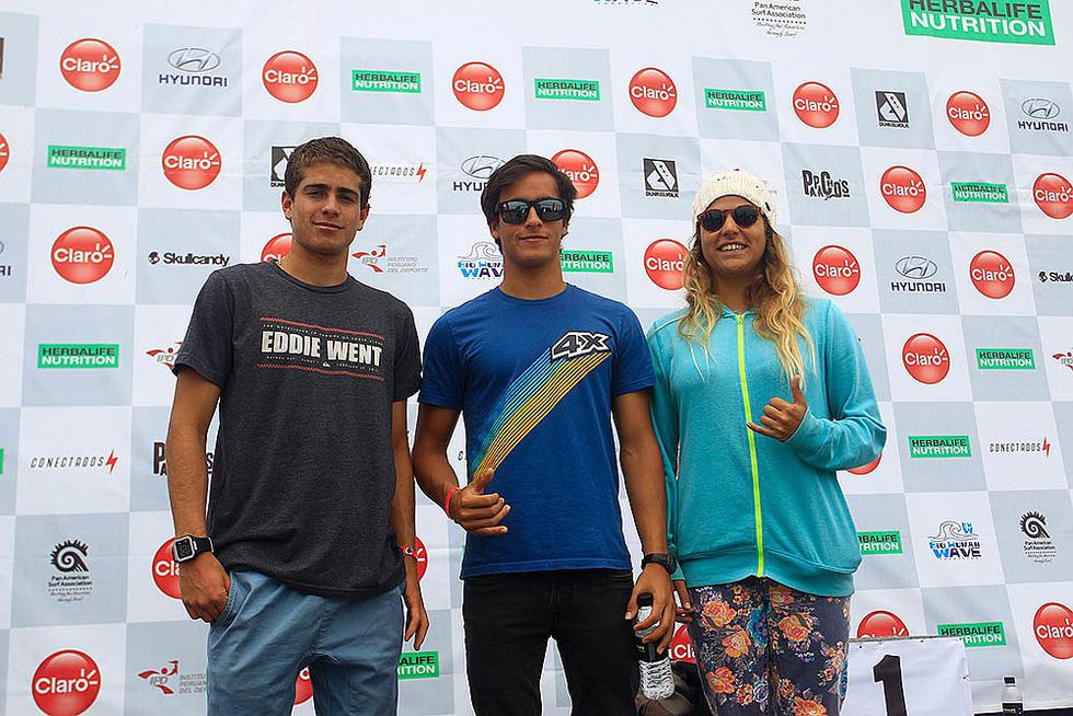 Surfistas peruanos se imponen en Open Varones y avanzan en los Juegos Panamericanos de Surf Claro Open 2016