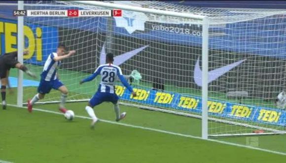 Piatek realizó gran jugada pero le quitaron el gol en la línea del arco. (Video: Bundesliga)
