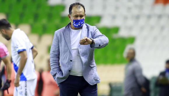 Juan Reynoso fue campeón como jugador en Cruz Azul, en 1997. (Foto: AFP)