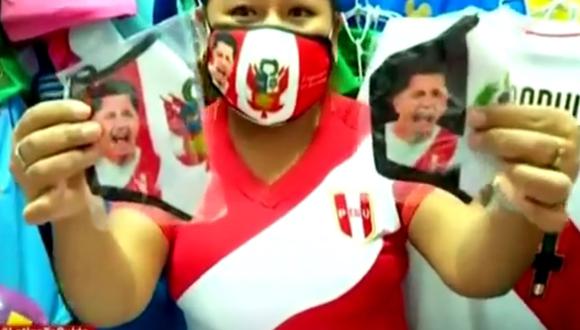 La titularidad de Gianluca Lapadula en la selección peruana ha causado un boom en todo el país, tanto así que los comerciantes se han visto beneficiados por la venta de sus productos.