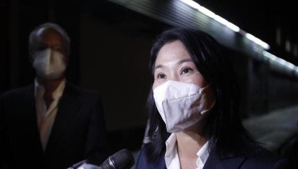 La candidata presidencial de Fuerza Popular, Keiko Fujimori, brindó declaraciones tras participar en el debate presidencial de América TV y Canal N. (Foto: Joel Alonzo / @photo.gec)