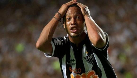 Ministro del interior de Paraguay convalidó que Ronaldinho ingresó a ese país con documentación falsa, siendo un acto punible que lo llevaría por muchos años de prisión.