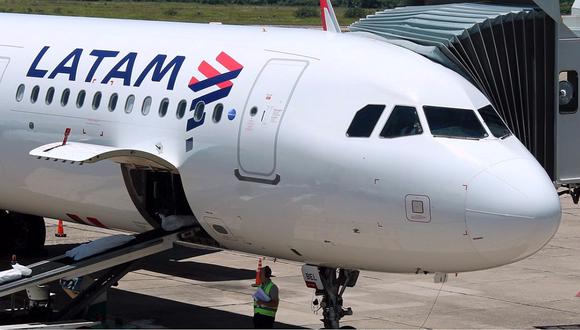LATAM Airlines Perú ha informado que estará cancelando todos los vuelos nacionales e internacionales por la emergencia nacional. (Difusión)