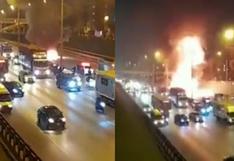 Auto explotó en medio de la Panamericana Norte | VIDEO
