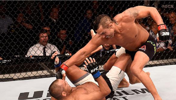 UFC: Vitor Belfort se impuso a Dan Henderson [VIDEO]
