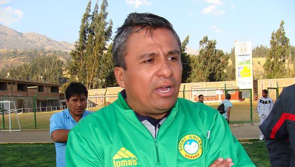 Hijo de Héctor Chumpitaz es denunciado por estafa en Segunda División 