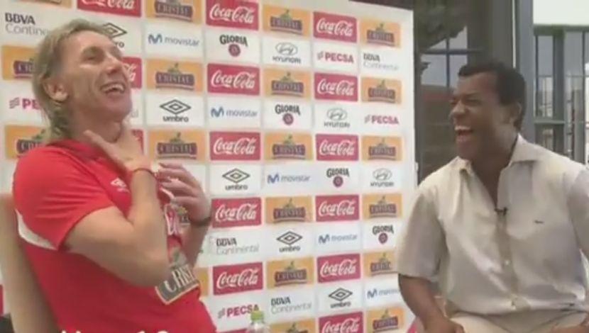 Ricardo Gareca y Julio César Uribe se reencontraron en la Videna. (TV Perú)