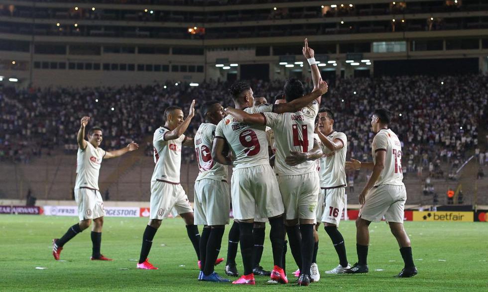 Universitario vs. Carabobo por Copa Libertadores. (Foto: AFP)