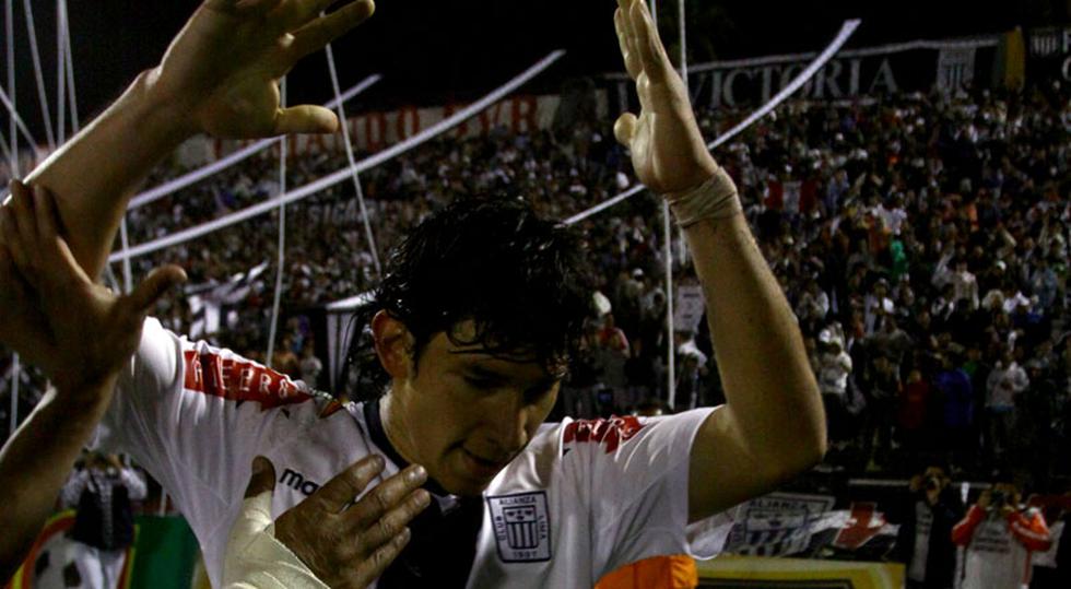 Definitivo: Roberto Ovelar seguirá en Alianza Lima