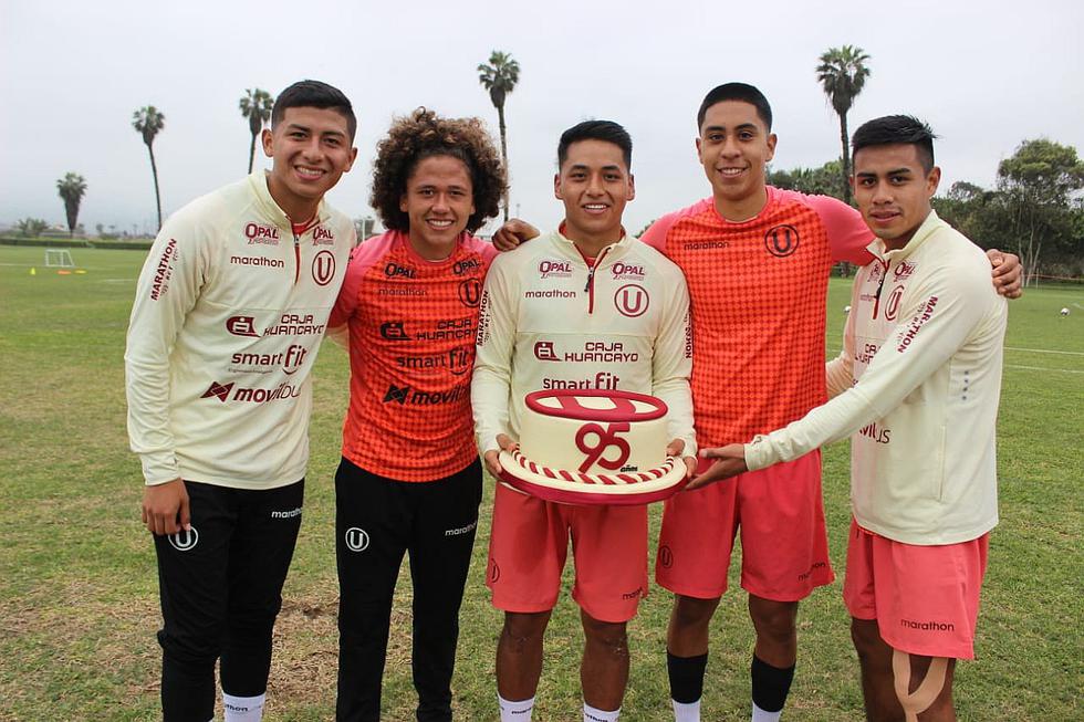 Así celebraron los jugadores de Universitario su aniversario número 95 de historia | FOTOS