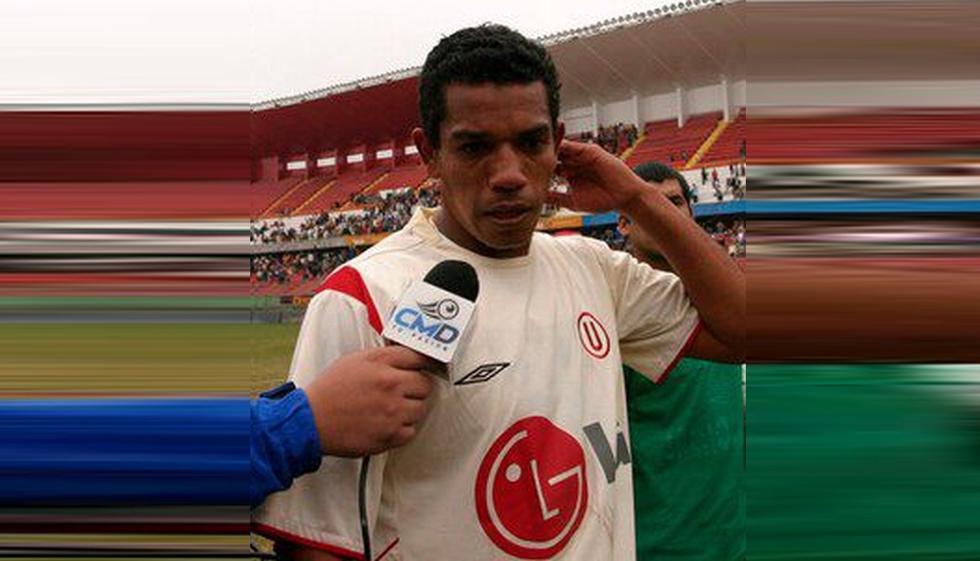 Roberto Holsen en Universitario