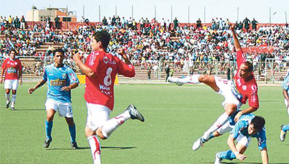 Aurich igualó en su cancha 0-0 con Cristal y perdió la oportunidad de quitarle la punta a Alianza Lima